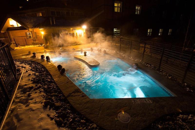 Sugarloaf Mountain Hotel Carrabassett Valley Exterior photo